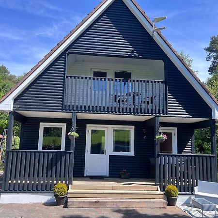 Cosy Lakeside Chalet With Option To Add Private Hot Tub Duneena Exterior photo